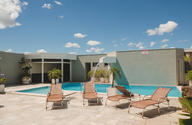 Bristol Exceler Plaza Hotel