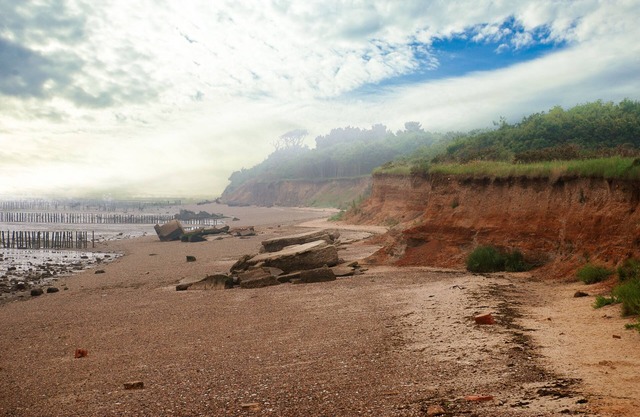 Bromans Barn a beautiful cottage by the Sea and Cudmore Nature Reserve