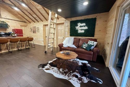 Brook Haven Retreat - Minutes to Mt Snow/Stratton, Pet Friendly!