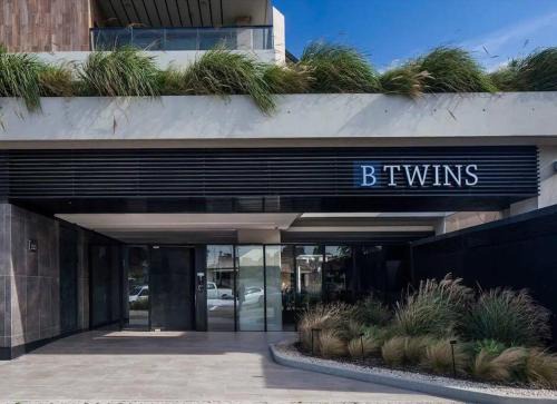 BTWINS Pinamar Dpto Top 8vo al mar c balcon c parrilla c cochera Pileta cubierta descubierta sauna gym cine