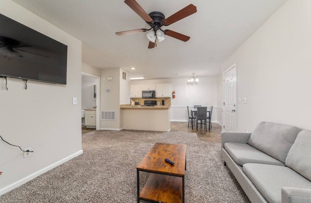 Budget Friendly Unit Near Fort Moore