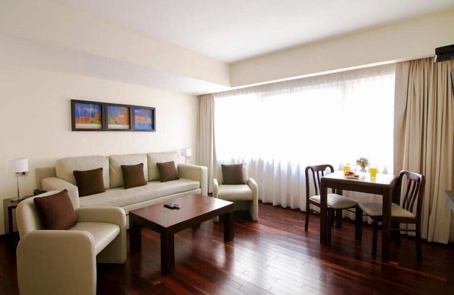 Buenos Aires 1 BR City View Condo with Gym