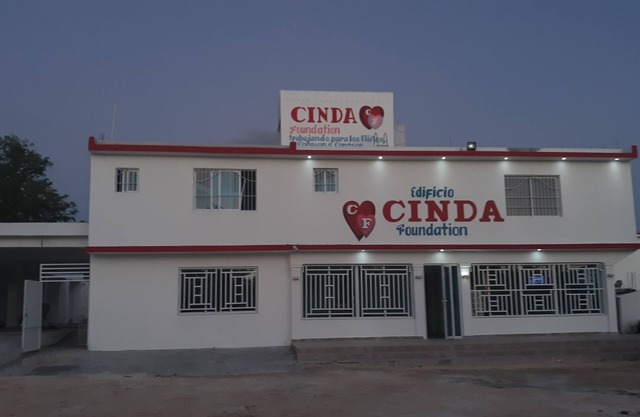 Building of 5 apartments of 1 and 2 bedrooms in a very good and quiet area