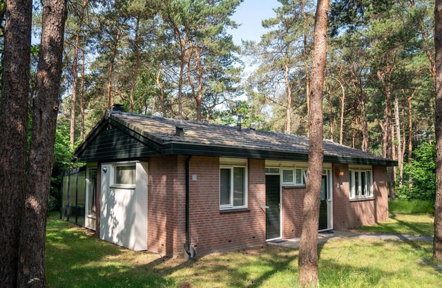 Bungalow in Putten near Veluwe Forests