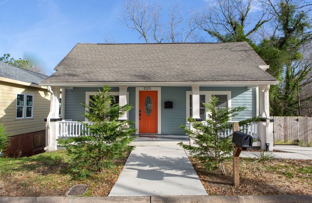 Bungalow near Duke and Downtown Durham