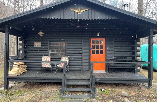 Bunkhouse 38: Serene Wilderness Retreat near Esopus Creek