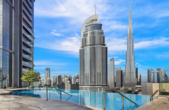 Burj Khalifa View 2BR | Pool, City Views & Prime Location Near Dubai Mall