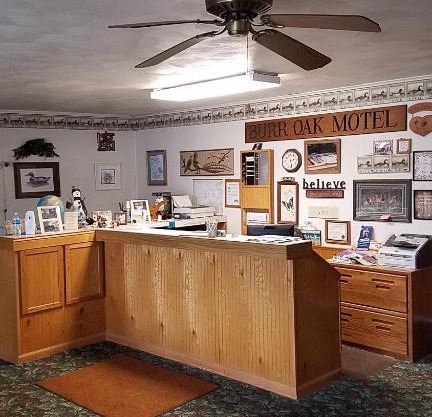 Burr Oak Motel