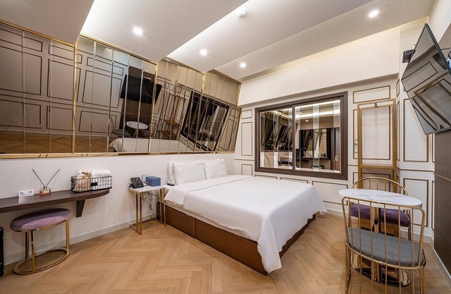 Busan Hadan E Palace Hotel