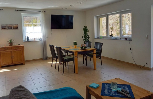 Buschmuehle holiday home - right on the banks of the Wesenitz river