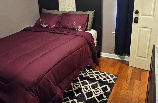 Business-Ready Room Downtown Atlanta - Near GWCC & Mercedes Benz - Private Bath