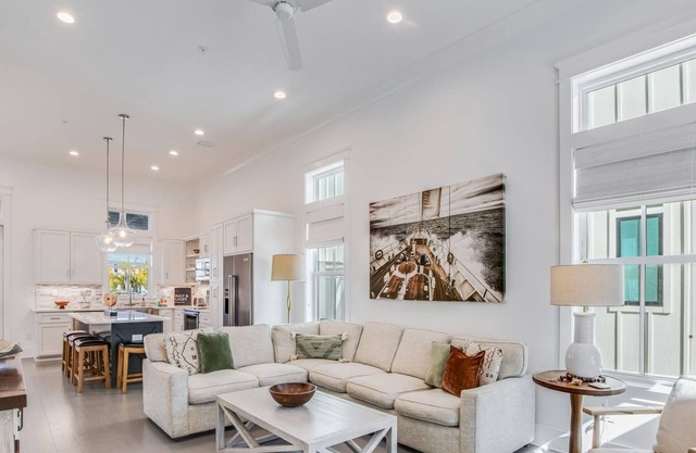 BVR 68 - Out of the Woods by Liquid Life