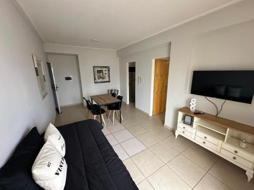 Cálido y céntrico departamento 5 opcional cochera