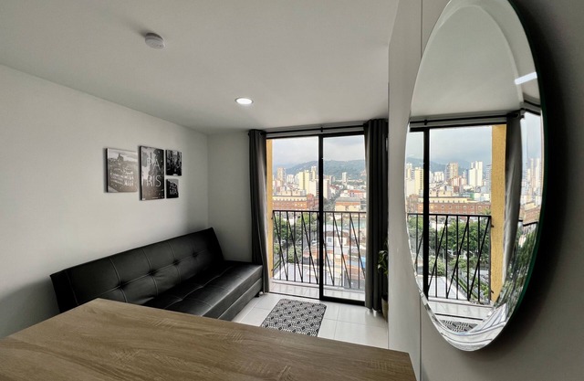 Cómodo Apt3hab Plataformas tv- Parqueadero Privado