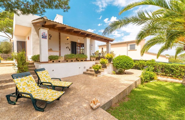 Ca Na Rosa by Interhome