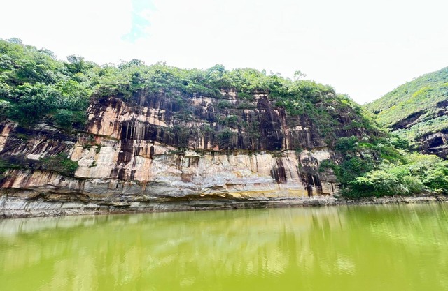 Cabaña el Eden en la Represa de Prado Tolima, Colombia