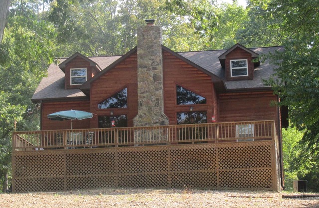 Cabin 200 yards from Current River Access 13 miles north of Doniphan