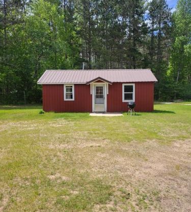 cabin 3