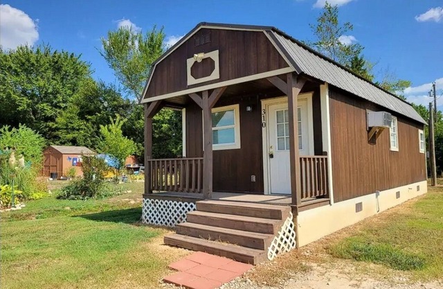 Cabin at Peace N Quiet RV