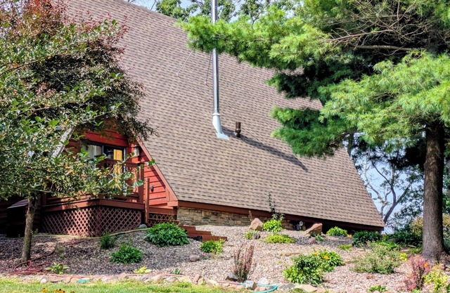 Cabin Home in the City!