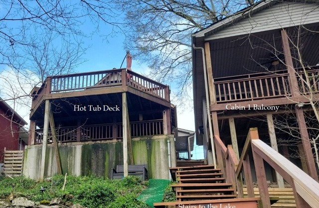 Cabin in the tree tops - Somerset, KY