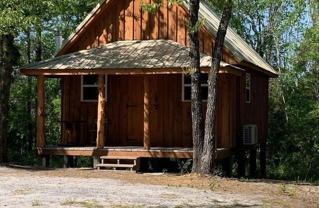 Cabin on Queens Creek