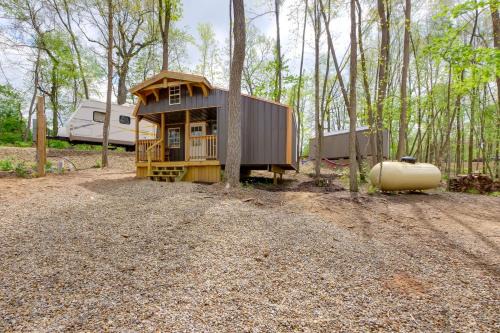 Cabin with Trail Access to Mohican River
