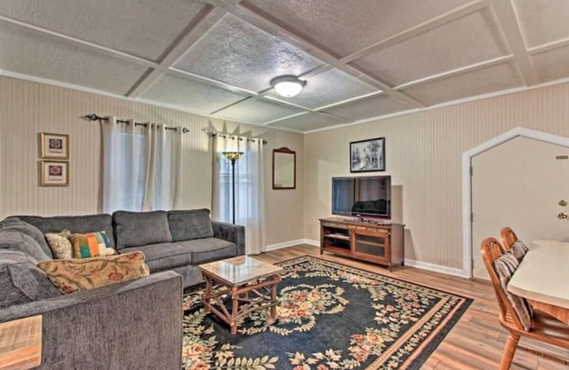 Cabins at Brush Creek Mtn-Creekside