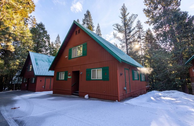 Cabins at Strawberry - Dogwood