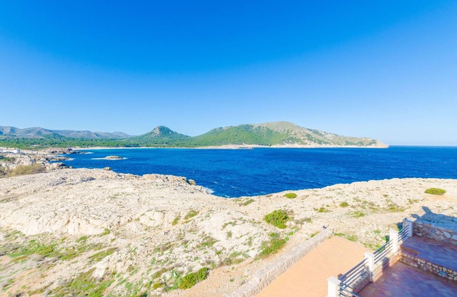 CALA LLITERES 4 - Chalet with sea views in Cala Lliteres (Cala Ratjada). Free WiFi