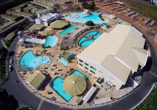 Caldas Novas Lacqua Diroma II, III, IV