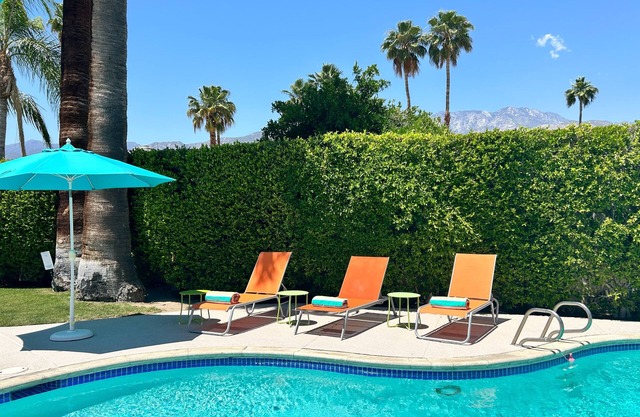 California Glam meets mid-Century desert modern