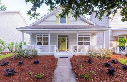 Calypso Cottage in Old Town Bluffton in the Heart of Historic Old Town