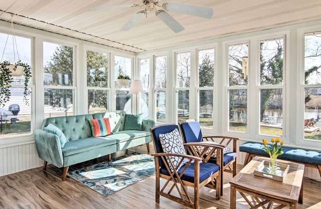 Cambridge Home w/ Private Dock ~ 4 Mi to Dtwn