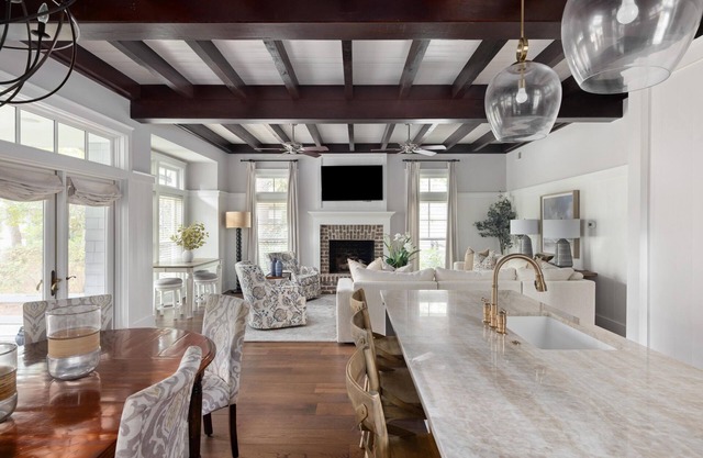 Camellia Cottage - 4BD Wilson Village!