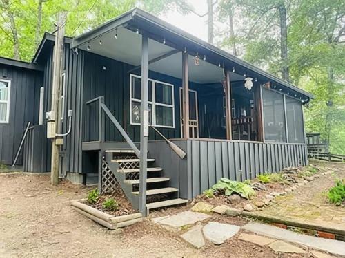 Cameron's Cottage at The Lake