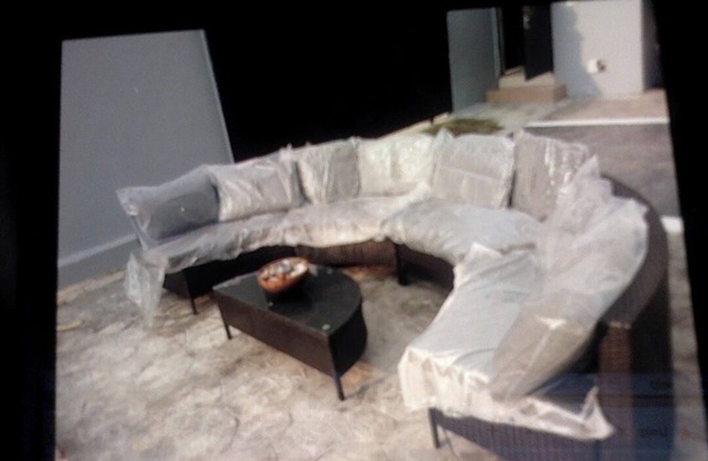 Cameroon Chic 3-bedroom apartment in charming Douala with WiFi, AC. Come visit