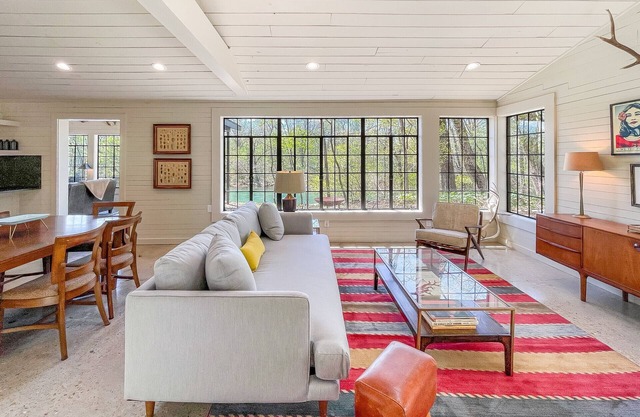 Camp Chinkapin ~ total privacy w/dock