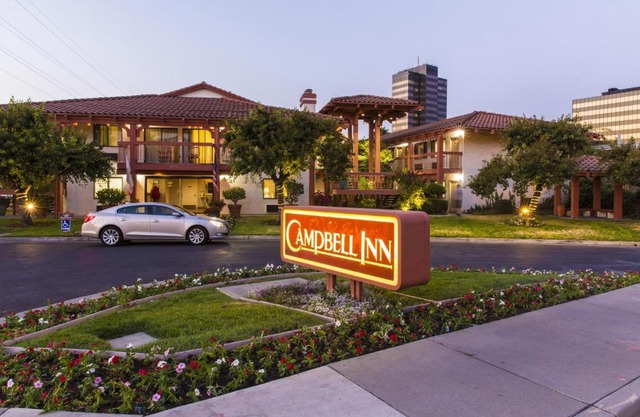 Campbell Inn Hotel