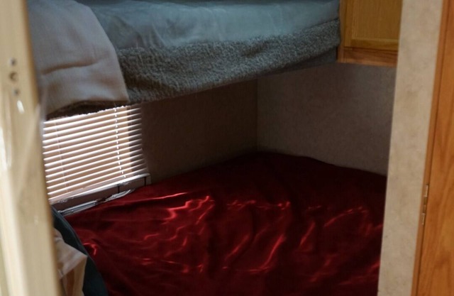 Camper in Dandridge. Close to the Smoky Mountains and Dollywood