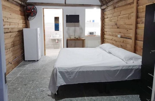 camping & cabañas chelem