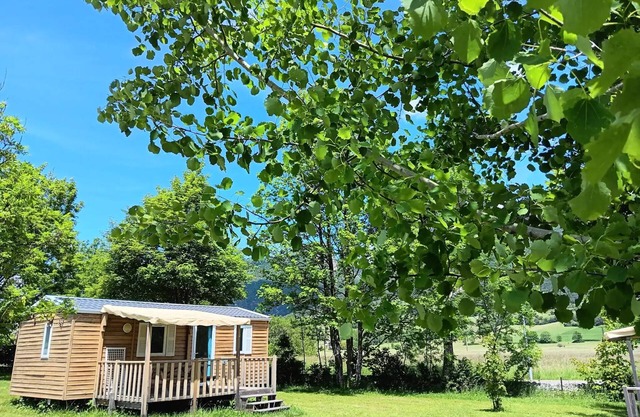 Campsite CHAMP LA CHEVRE * - Cottage 4 people
