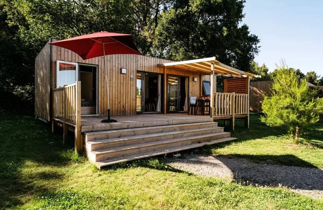 Campsite maeva Respire Domaine de Kervallon * - Mobile Home Breizh 4 Rooms 6 People + TV