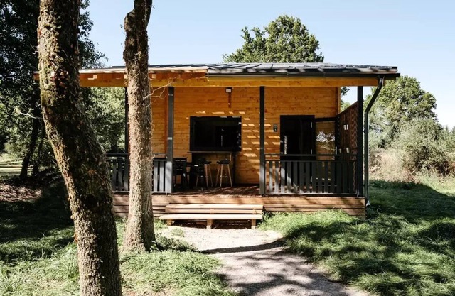 Campsite maeva Respire Domaine de Kervallon * - Gite Trapper Duplex 4 Rooms 6/8 People + TV