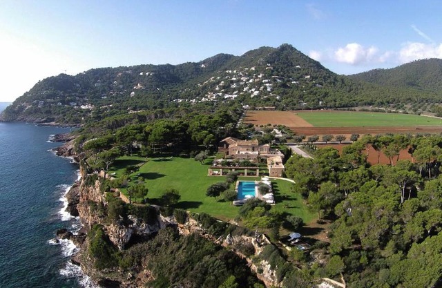 Can Simoneta - Adults Only