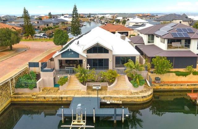 Canal Escape in Wannanup