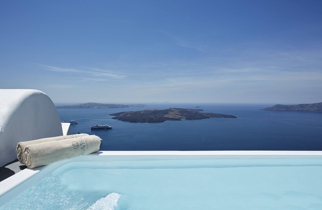 Canaves Elefas Villas