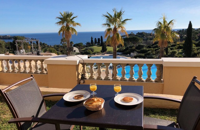 Cap Esterel Agay - large garden - exceptional sea and pool views