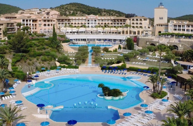 Cap Estérel Apt 4 pers air conditioned with WIFI- Bat C9 shopping street and quiet