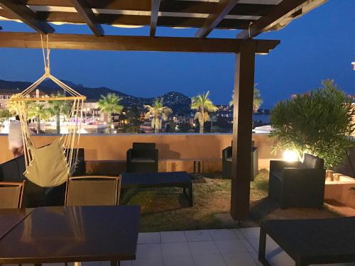 Cap Esterel Prestige-Climatisation-Jardins Clos-Pleine Vue Mer ou Esterel